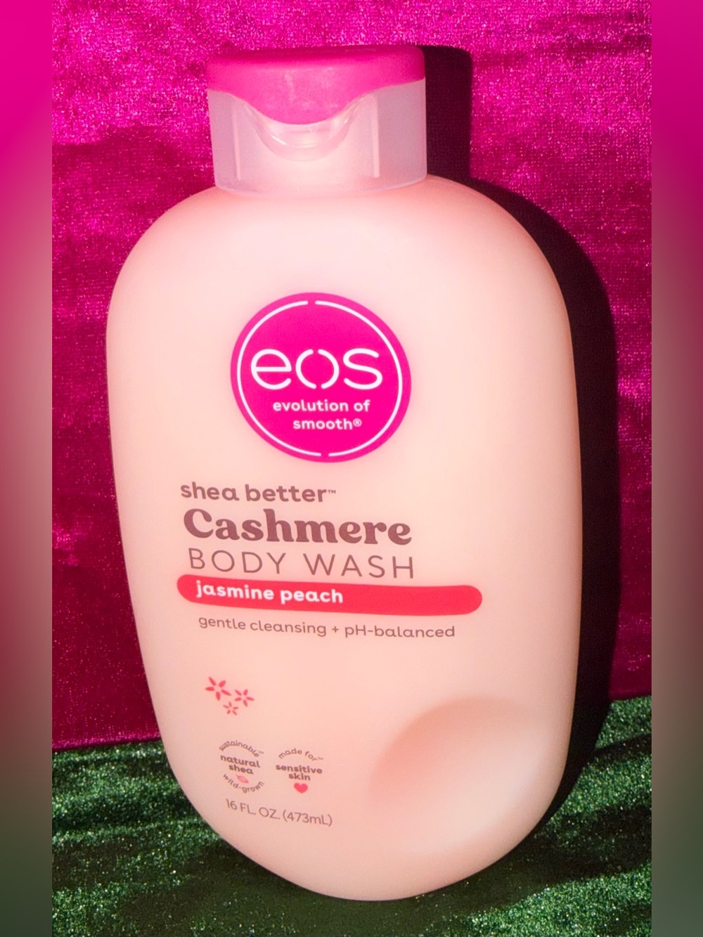 eos Cashmere Body Wash - Pink & White Packaging
